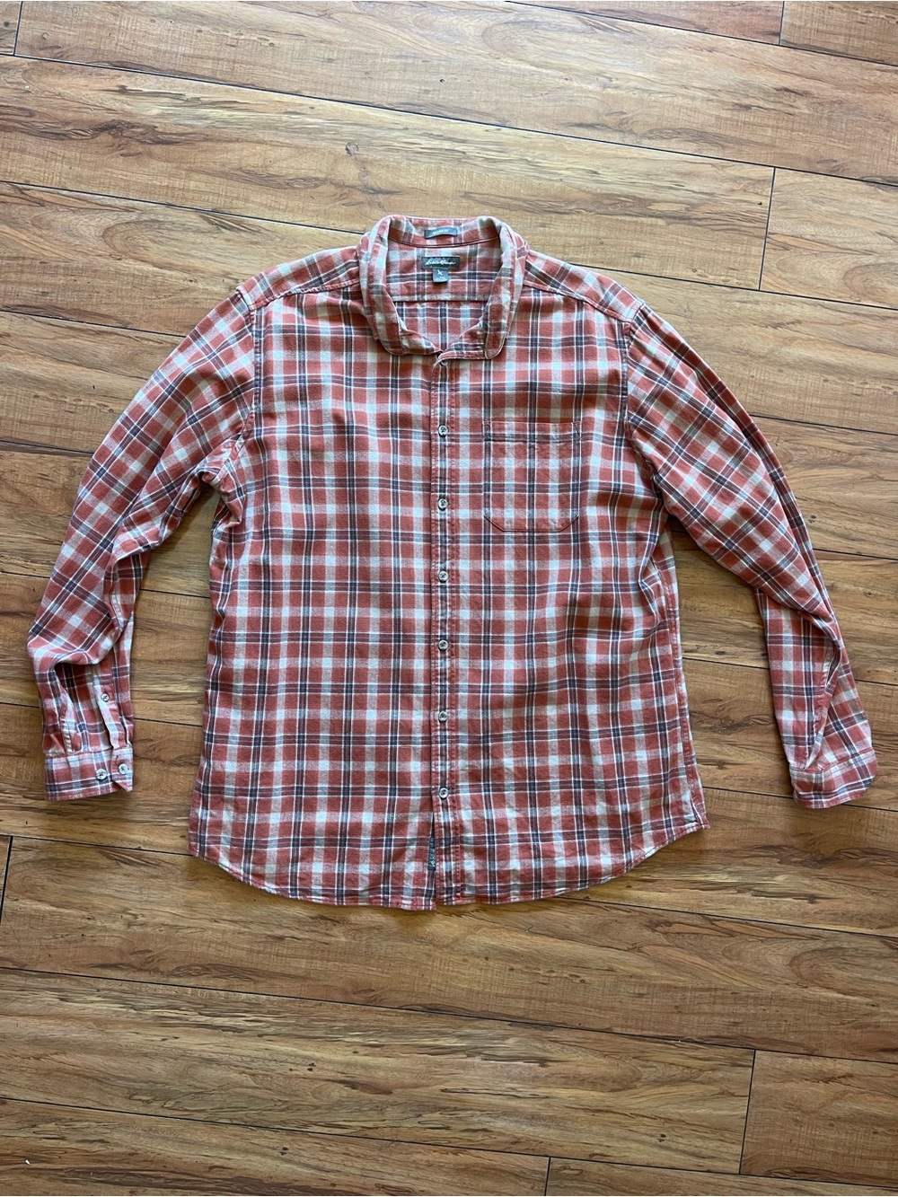 EDDIE BAUER Plaid Button-Up Mens Shirt. 100% Cotton. TXL